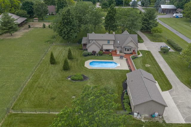 1424 N Lake Road 1424 N Lake Road, New Carlisle, OH 45344