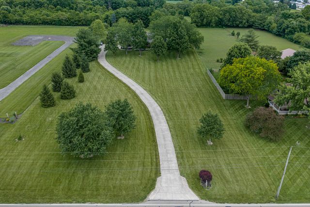 1424 N Lake Road 1424 N Lake Road, New Carlisle, OH 45344