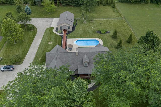 1424 N Lake Road 1424 N Lake Road, New Carlisle, OH 45344