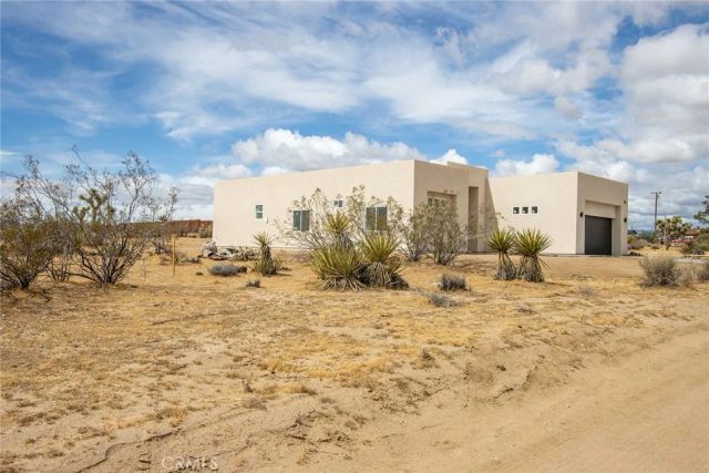 59423 Canterbury Street, Yucca Valley, CA 92284