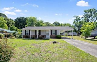 6513 Amanda Circle, Fayetteville, NC 28304