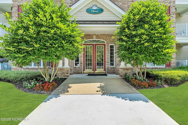 515 Sophee Lane 1000, Lakewood, NJ 08701