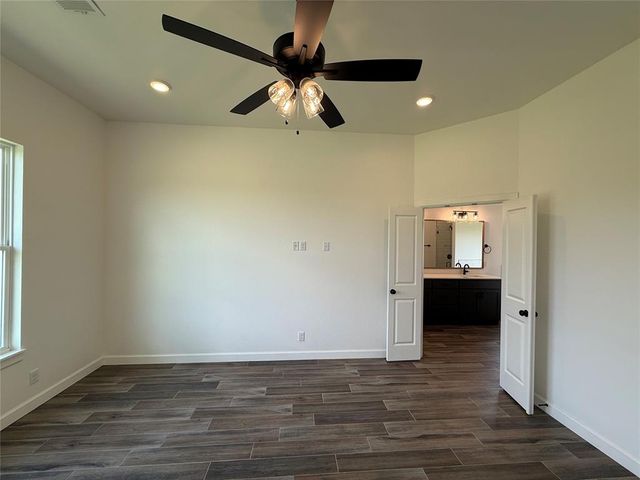 8940 E 161st Place, Bixby, OK 74008