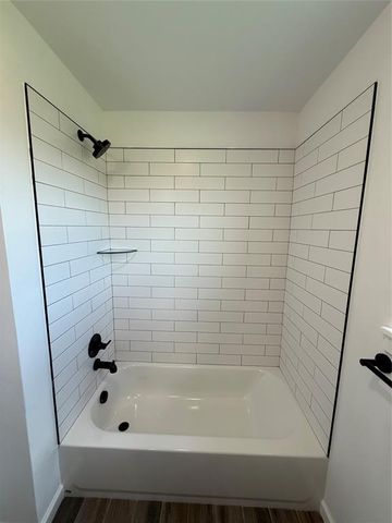 8940 E 161st Place, Bixby, OK 74008