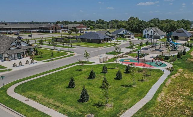 8940 E 161st Place, Bixby, OK 74008