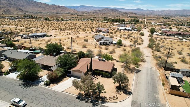 23911 Tahquitz, Apple Valley, CA 92307
