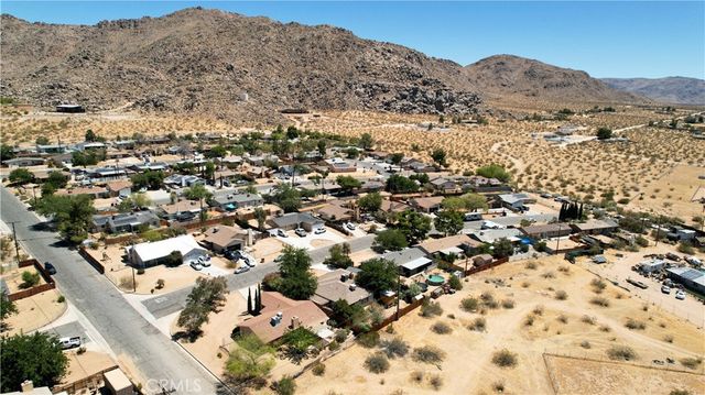 23911 Tahquitz, Apple Valley, CA 92307