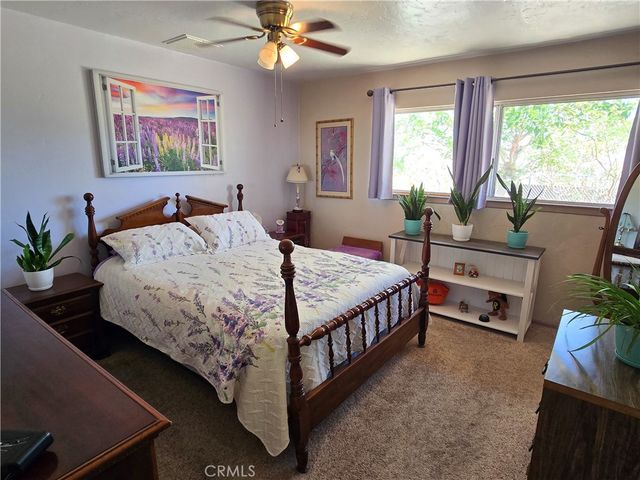 23911 Tahquitz, Apple Valley, CA 92307