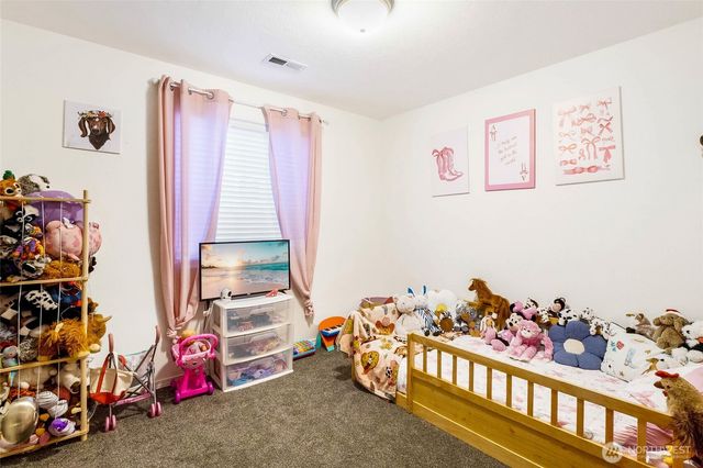 527 S Bayside Street, Moses Lake, WA 98837