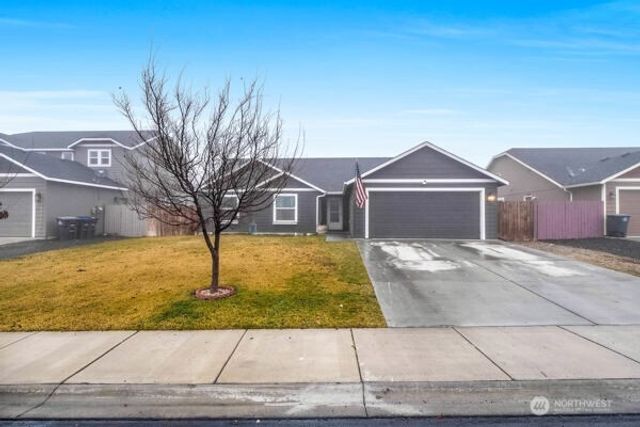 527 S Bayside Street, Moses Lake, WA 98837