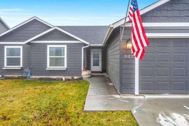 527 S Bayside Street, Moses Lake, WA 98837
