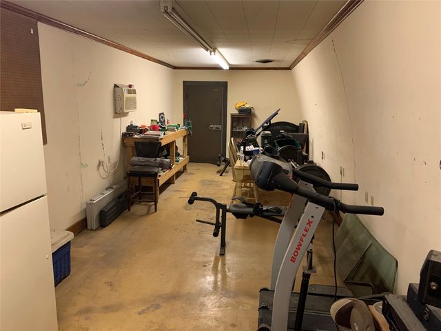 1208 N Fisher, Goldthwaite, TX 76844