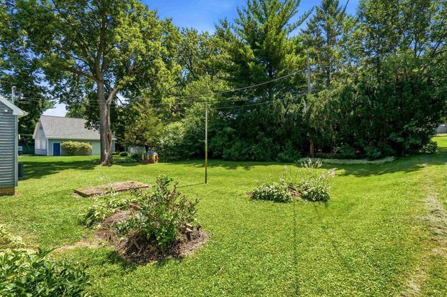 700 Cornwall Avenue, Waterloo, IA 50702