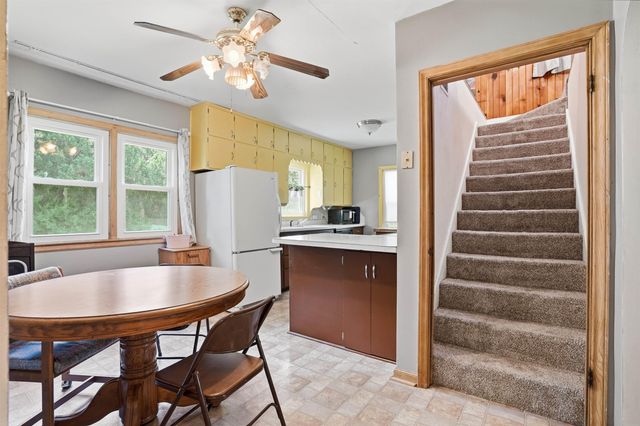 700 Cornwall Avenue, Waterloo, IA 50702