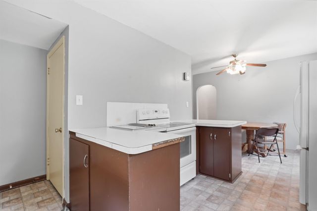 700 Cornwall Avenue, Waterloo, IA 50702