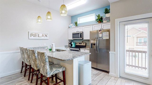 1813 S 11th St 101, Port Aransas, TX 78373