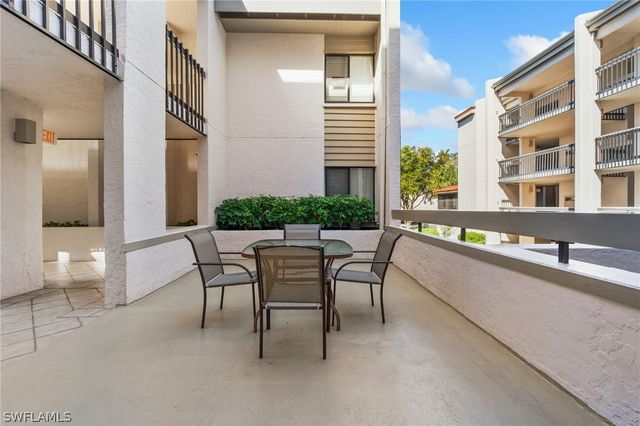 4608 Flagship DR 202, Fort Myers, FL 33919