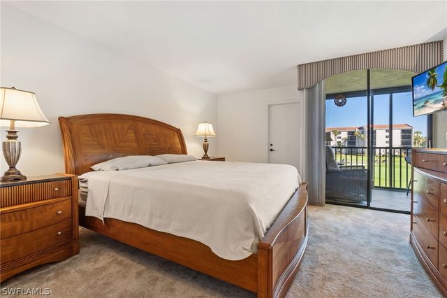 4608 Flagship DR 202, Fort Myers, FL 33919