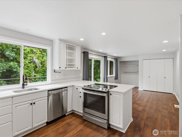 14738 SE 244th Street, Kent, WA 98042