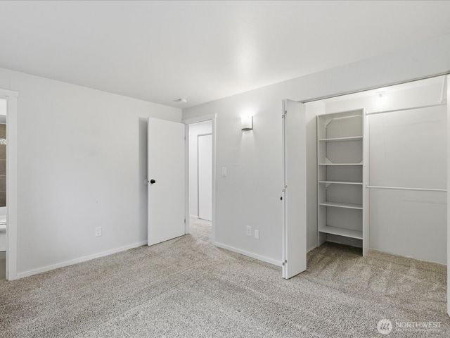14738 SE 244th Street, Kent, WA 98042