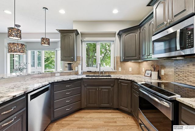 3404 S 219th Street, Elkhorn, NE 68022