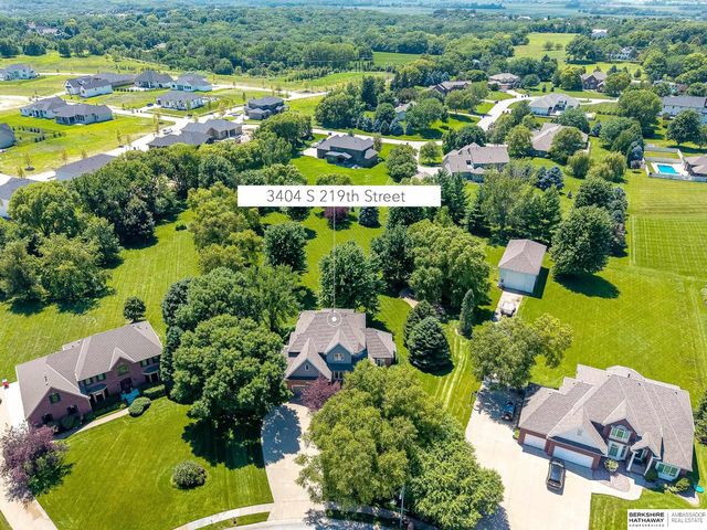 3404 S 219th Street, Elkhorn, NE 68022