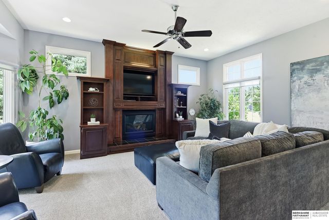 3404 S 219th Street, Elkhorn, NE 68022
