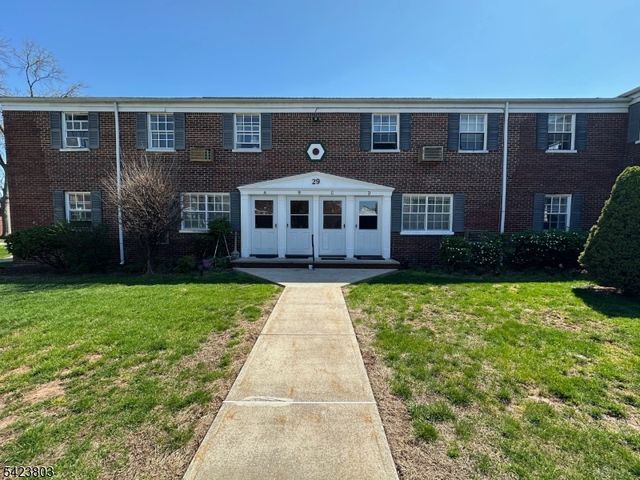 29 Colfax Manor D, Roselle Park Boro, NJ 07204