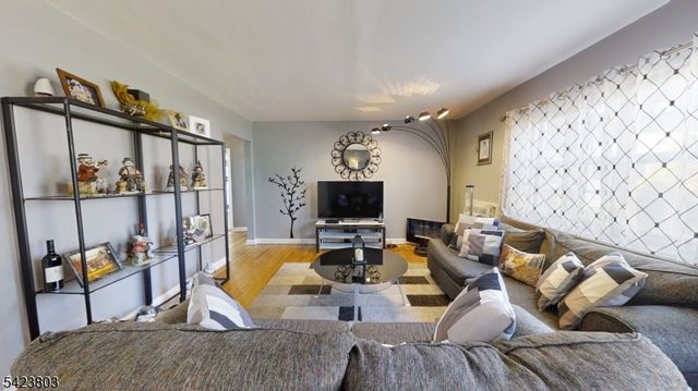 29 Colfax Manor D, Roselle Park Boro, NJ 07204