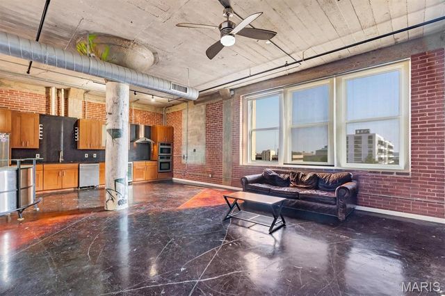 1511 Locust Street 610, St Louis, MO 63103