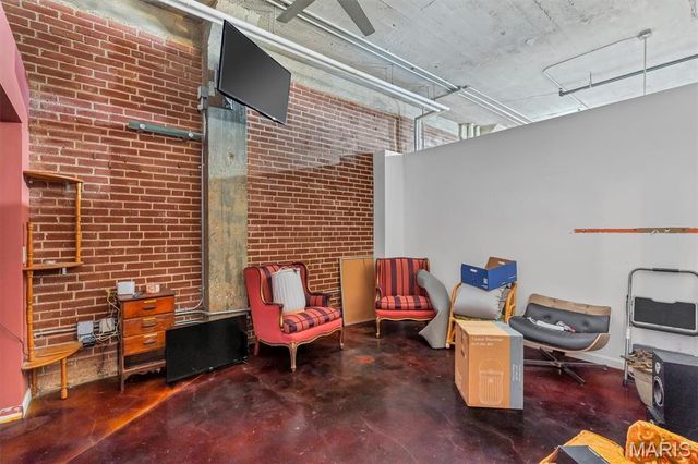 1511 Locust Street 610, St Louis, MO 63103