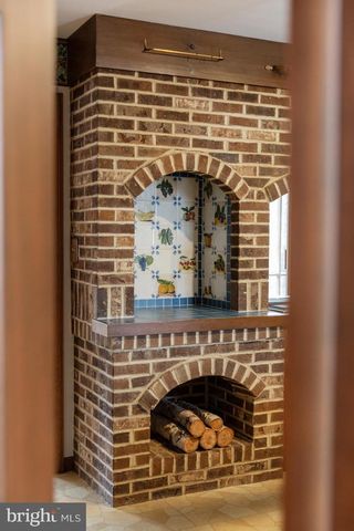 1518 COUNTRY CLUB DR, Lancaster, PA 17601