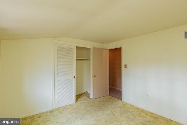 1518 COUNTRY CLUB DR, Lancaster, PA 17601