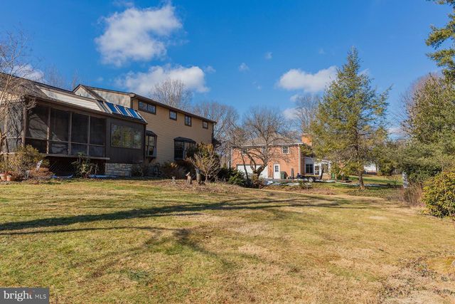 1518 COUNTRY CLUB DR, Lancaster, PA 17601