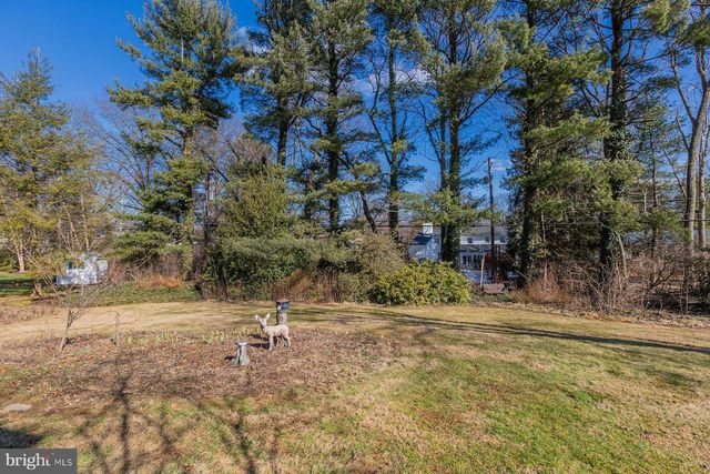 1518 COUNTRY CLUB DR, Lancaster, PA 17601