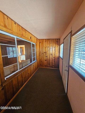 140 W NIKOLAUS --, Show Low, AZ 85901