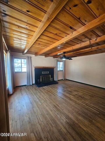 140 W NIKOLAUS --, Show Low, AZ 85901