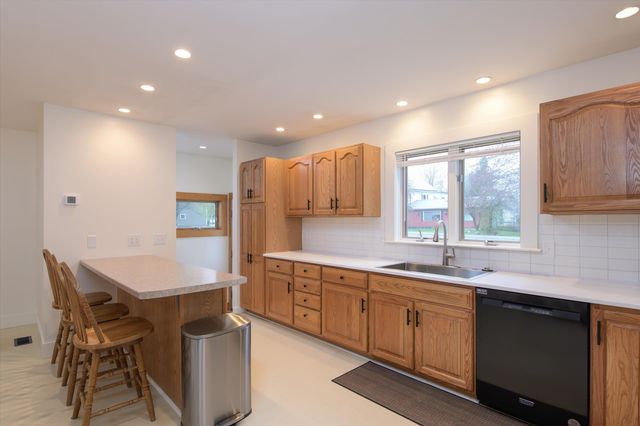 64 Maple Street, Chester, VT 05143