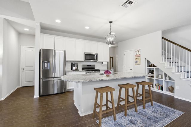 1050 Kenney Fort XING 13, Round Rock, TX 78665