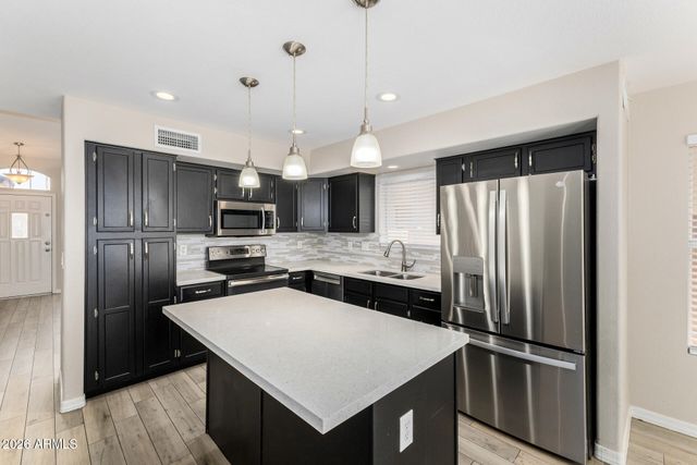 1169 W MYRNA Lane, Tempe, AZ 85284