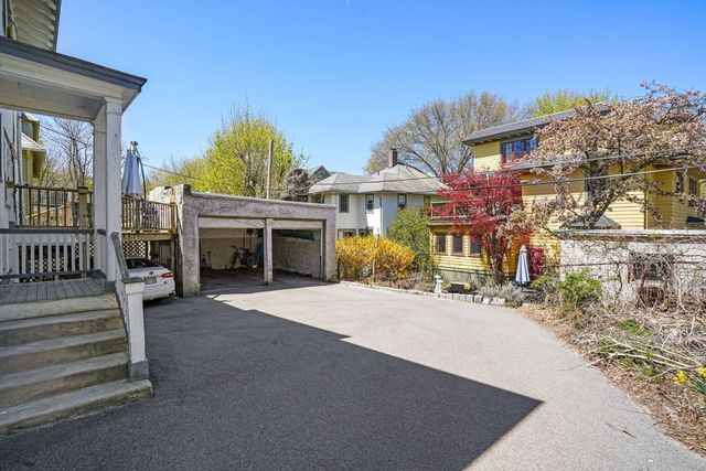 33-35 Russell Street 1, Brookline, MA 02446