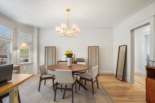 33-35 Russell Street 1, Brookline, MA 02446