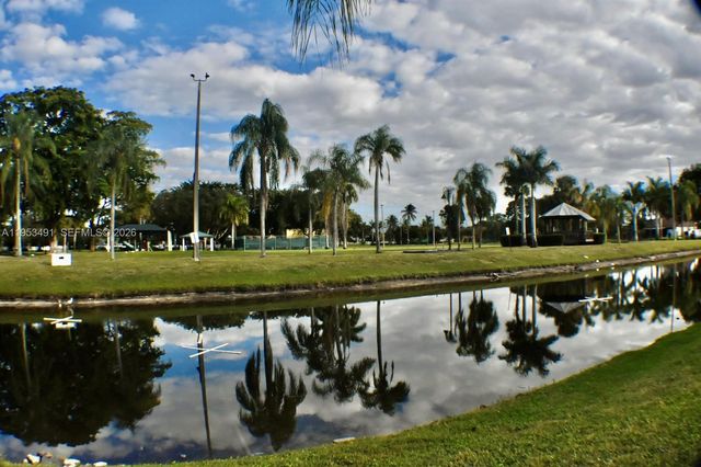 2841 Huron Way, Miramar, FL 33025