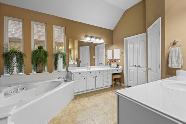 21114 Natchez Crossing Drive, Richmond, TX 77406