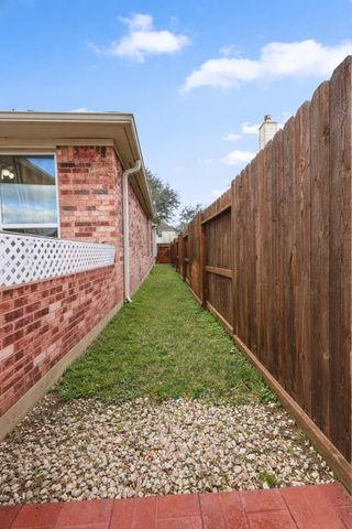 21114 Natchez Crossing Drive, Richmond, TX 77406