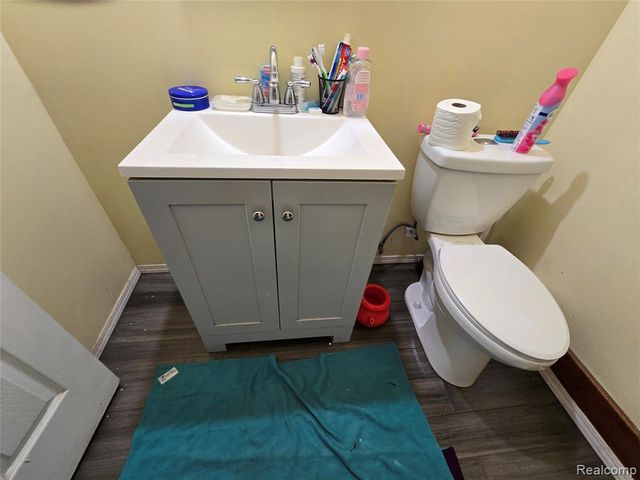 11351 Mcdougall Street, Hamtramck, MI 48212