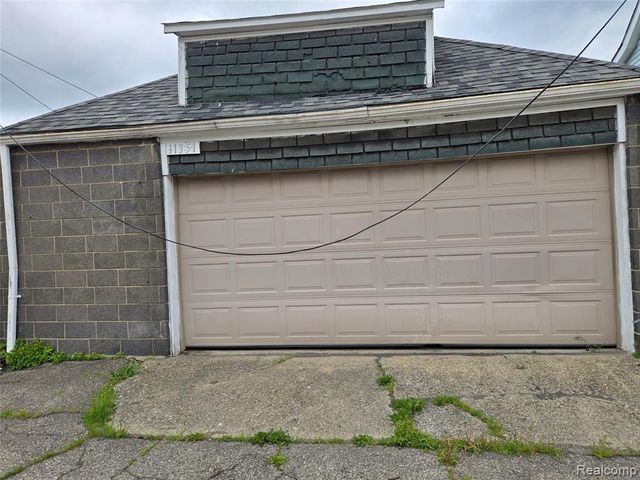 11351 Mcdougall Street, Hamtramck, MI 48212