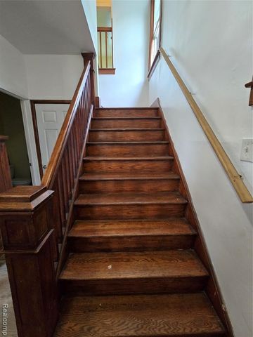 11351 Mcdougall Street, Hamtramck, MI 48212