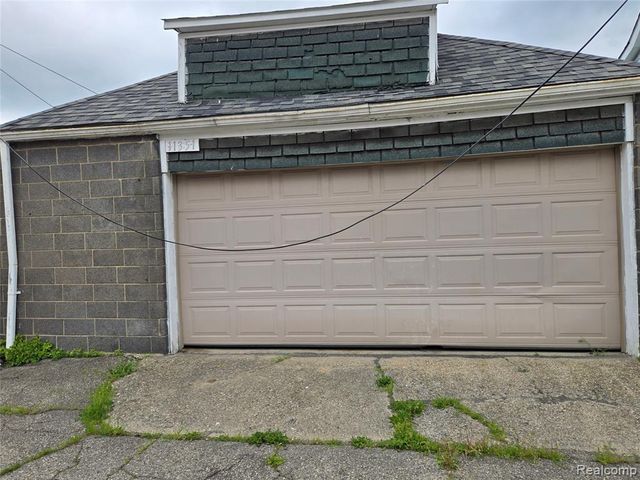 11351 Mcdougall Street, Hamtramck, MI 48212