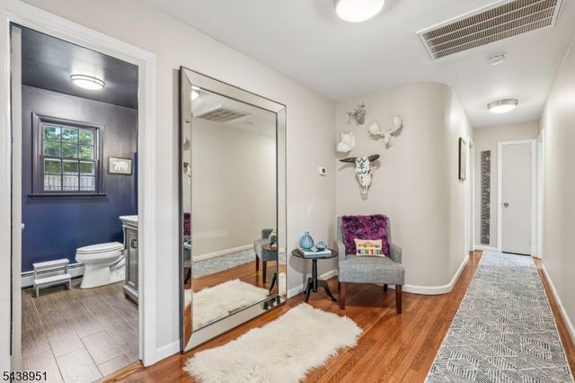 275 Wyoming Ave, Maplewood Twp., NJ 07040